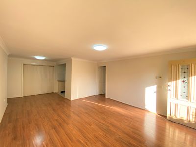 4/45-47 Amos Street, Westmead