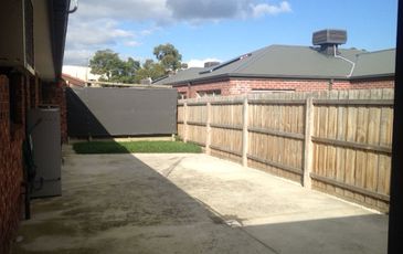 11 / 18-20 Rogers Street, Pakenham