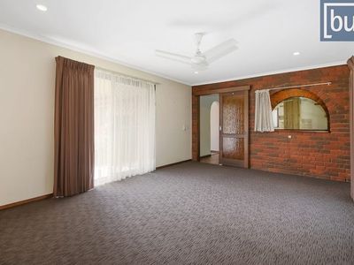 7 Dickson Ct, Chiltern