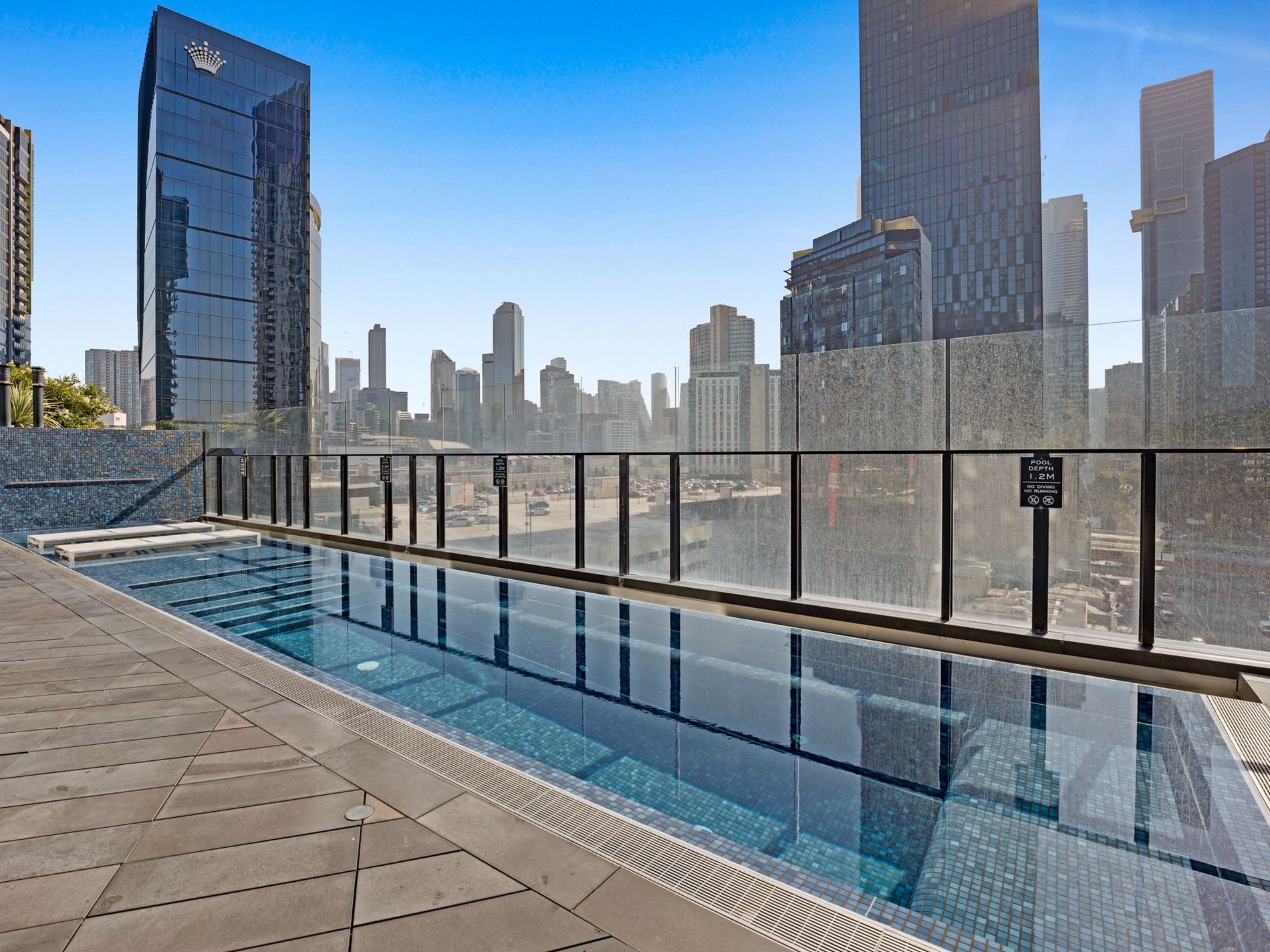 2409 / 105 Clarendon Street, Southbank