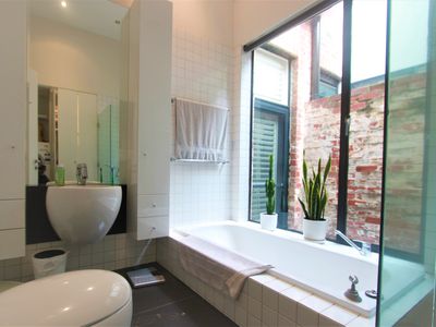 99 Page Street, Albert Park
