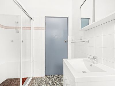 8 / 13 Peterborough Avenue, Lake Illawarra