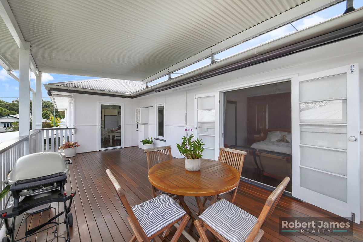 37 Moorindil Street, Tewantin