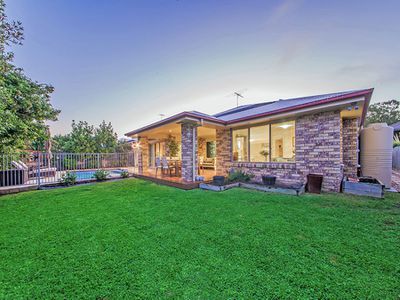 12 Blue Gum Place, Wakerley