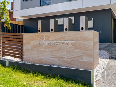 2 / 3 Lennox Avenue, Lutana