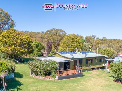 2104 Emmaville Road, Reddestone