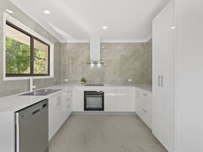 2 Maibry Street, Wishart