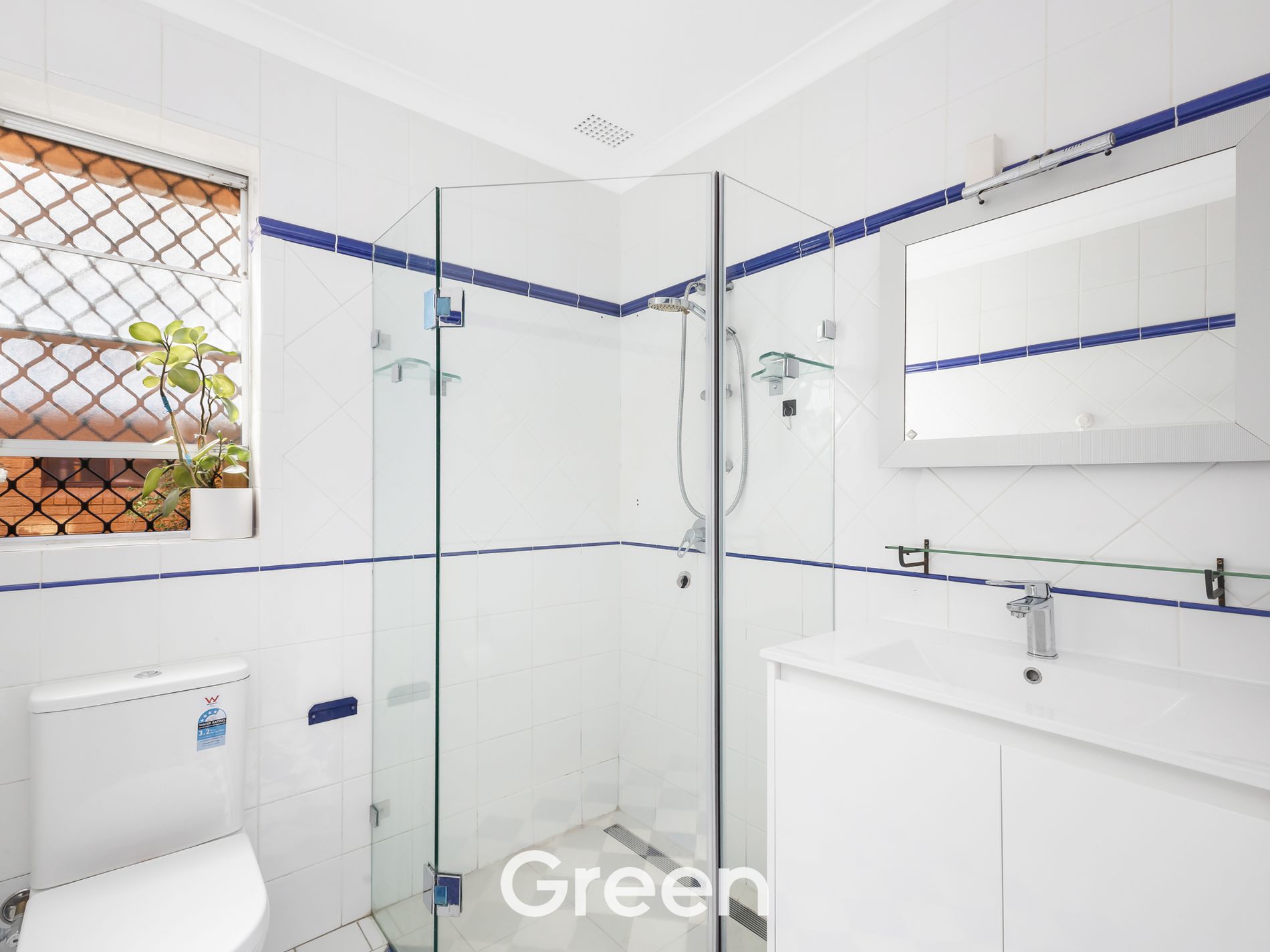 1 / 36 West Parade, West Ryde