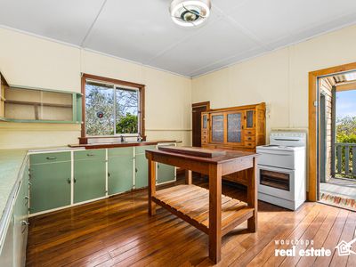 490 Beechwood Road, Beechwood