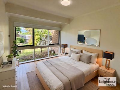 1 / 10 Templewood Crescent, Avondale Heights