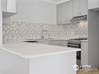 7 / 12 Frank Oliveri Drive, Chipping Norton