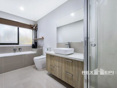 17B Myrtle Grove, Doveton