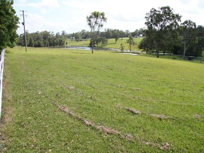 8 Chelmsbrook Drive, Rainbow Flat