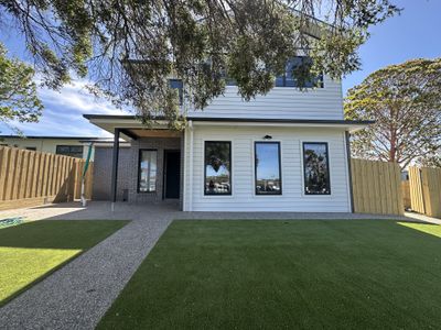 2 Settlement Road, Belmont