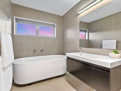 463A Beach Road, Murrays Bay