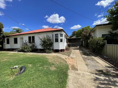 12 Joan Street, Tamworth