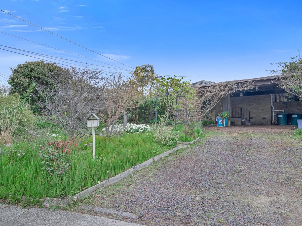17 Wren Drive, Noble Park North