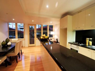 42 / 17 Yarra Street, Hawthorn