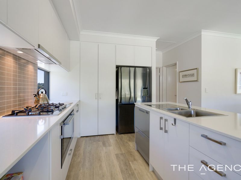 1 / 18 Whitton Street, Hamilton Hill