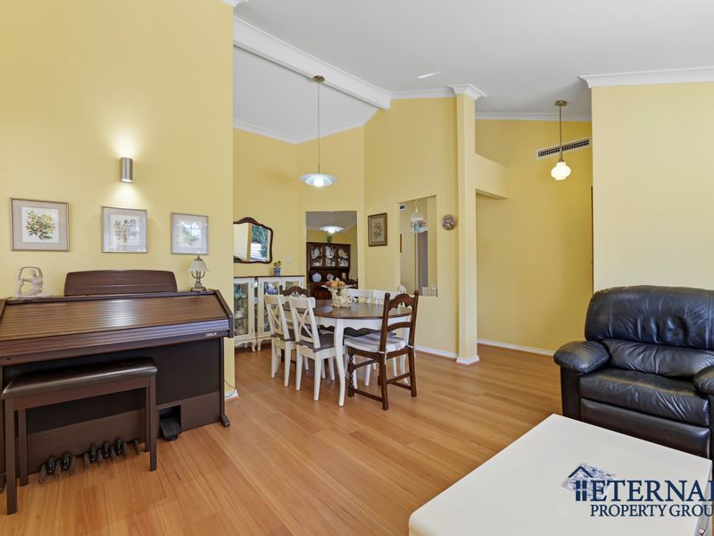 13 Hybanthus Road, Riverton