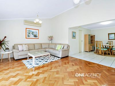 2 Greenstead Way, Forest Lake
