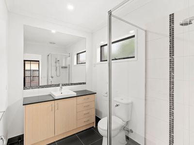 5 Impression Avenue, Tarneit
