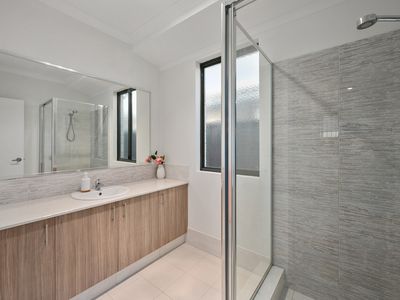 34 Hickman Drive, Piara Waters