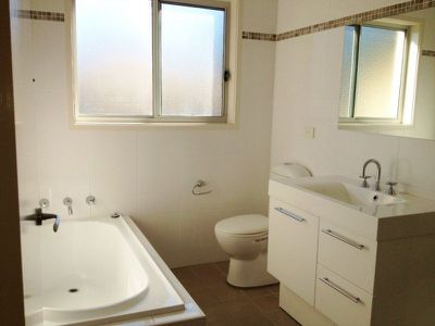 1 / 42 Ocean Street, Mollymook