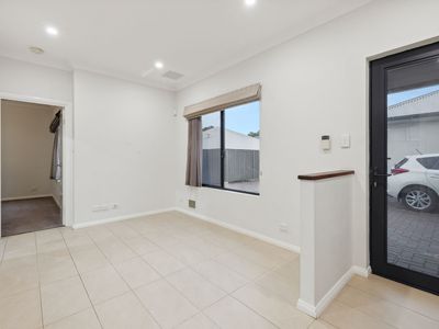 30C Thorney Way, Balga