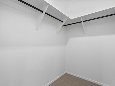 22 Garnet Court, Chambers Flat