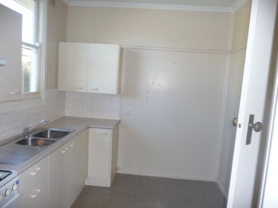 918 Kestrel Street, North Albury