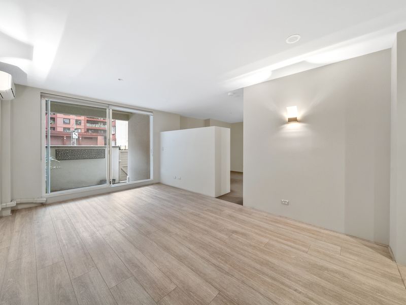 6 / 2 Elizabeth Bay Road, Elizabeth Bay