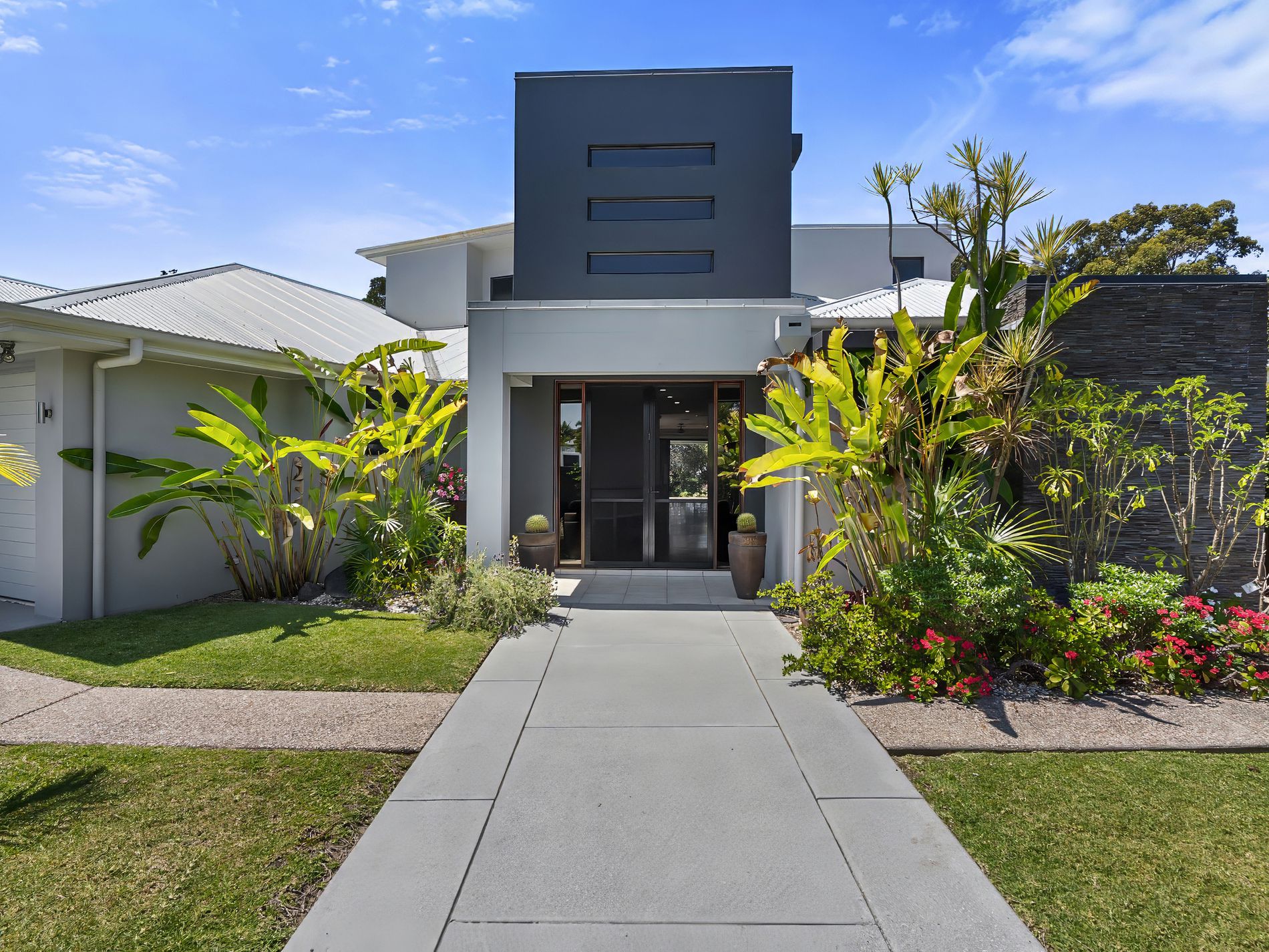 28 Selkirk Way, Peregian Springs