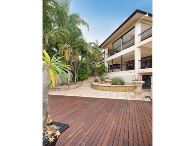 1 / 27 Murray Street, North Ward