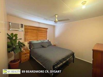 89 Beardmore Crescent, Dysart