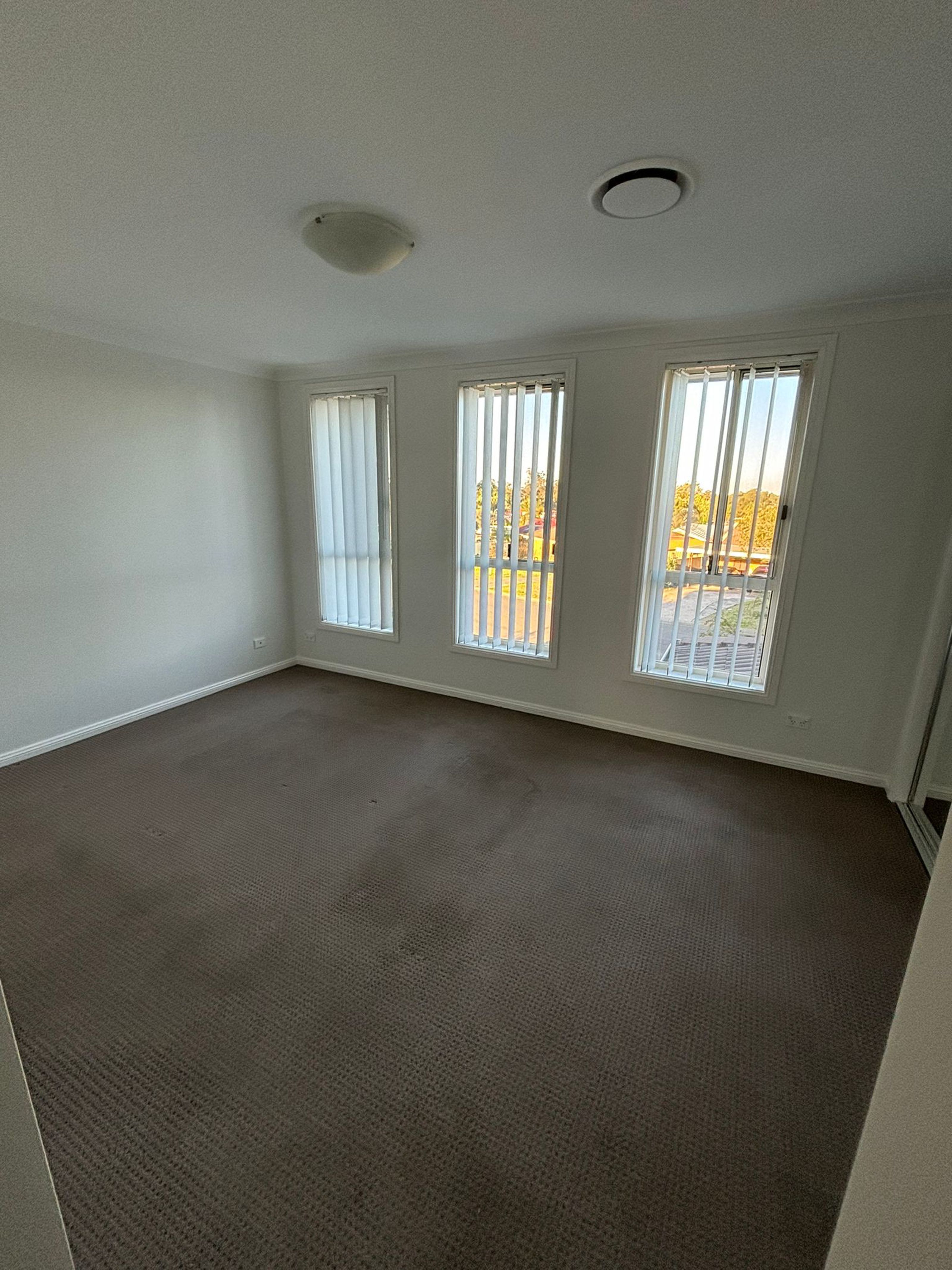 48B Lenton Crescent, OAKHURST