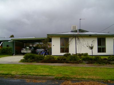 13 Derimal Street, Horsham