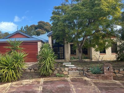 3 Dolium Court, Heathridge