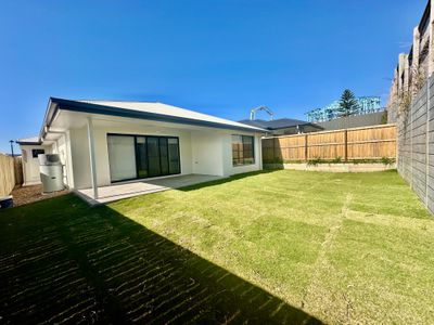 24 Sage Wy, White Rock