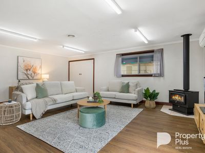 24 Neale Street, Kennington