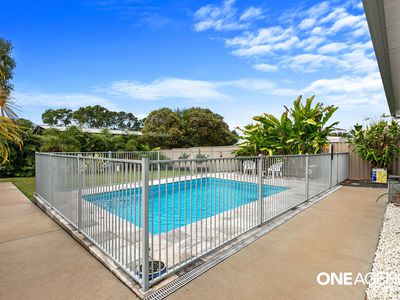 1 Jordan Close, Urangan