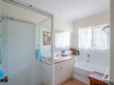 9 La Borde Court, Urraween