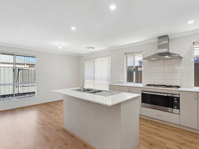 29 Donatti Retreat, Caversham