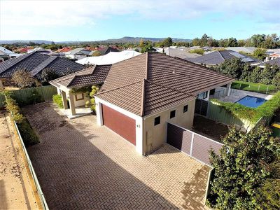 16 Kemp Court, Helena Valley