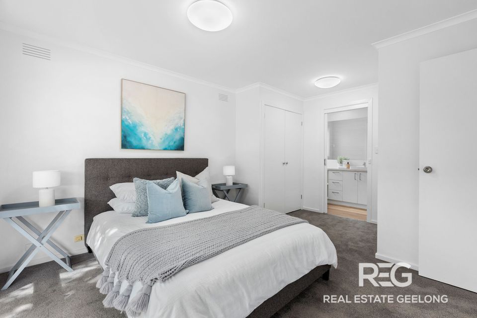 17 Cameron Crescent, Lara