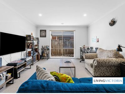 17 Kurrali Crescent, Werribee