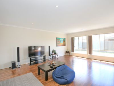 26 Edenvale Street, Manor Lakes