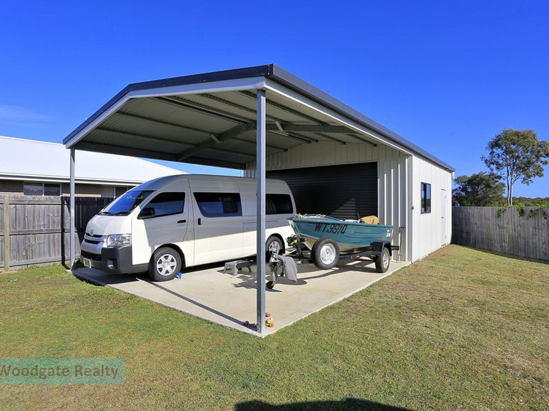 10 Whipbird Ct, Woodgate