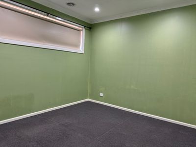 16 Pastille Road, Manor Lakes