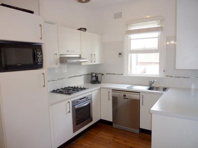 61 Mountview Ave, Beverly Hills